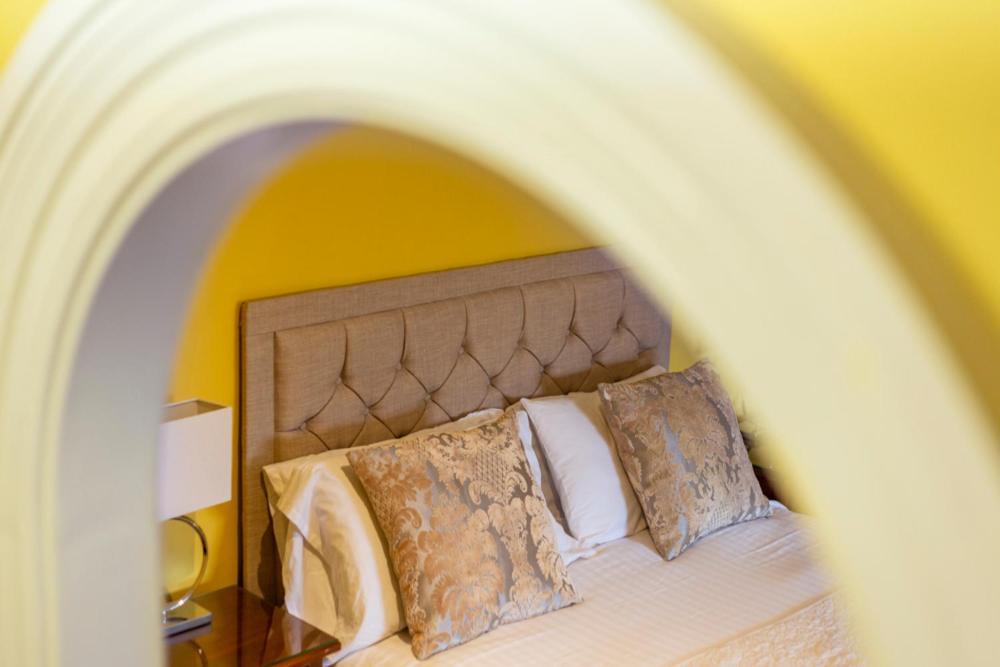 Angel And Royal Hotel Grantham Extérieur photo