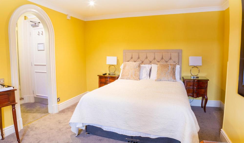 Angel And Royal Hotel Grantham Extérieur photo