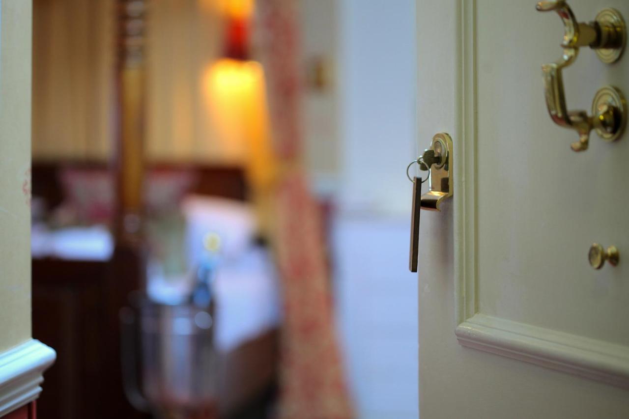 Angel And Royal Hotel Grantham Extérieur photo